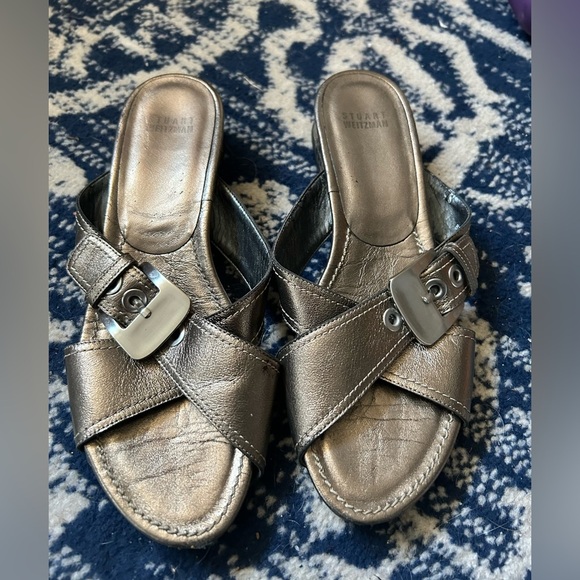 Stuart Weitzman Women's Metallic Sandals - Picture 1 of 5